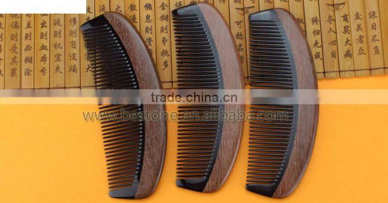 Chinese Style Red Sandal Wood Comb