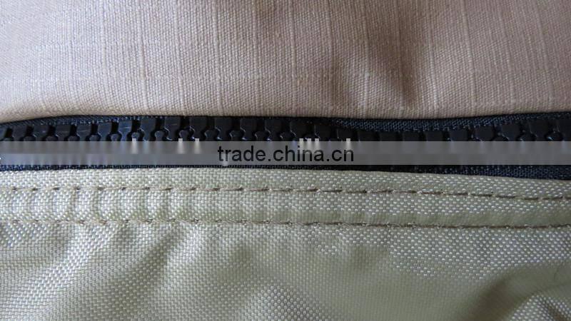 The roof waterproof canvas tents tents