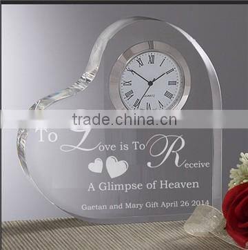 Wholesale heart shape 3d laser engraving personalized crystal wedding souvenir clock