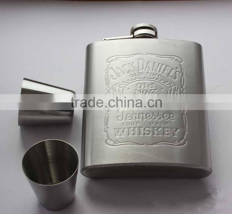 6oz embossed mini flask set with funnel and cups gift box packing hip flask set 18-8 stainless steel hip flask set Pb free