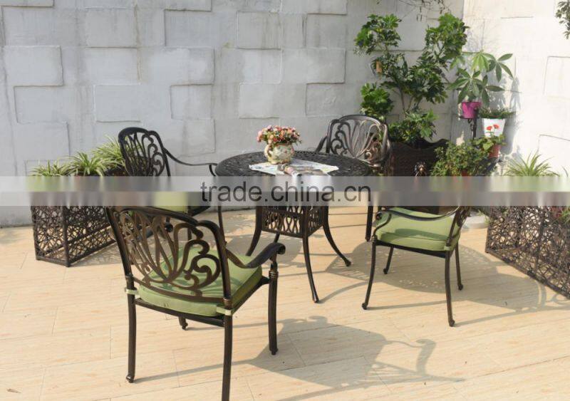 2016 Hot Selling All Weather Elegant Modern Patio Cast Aluminum Outdoor Table with Cushion