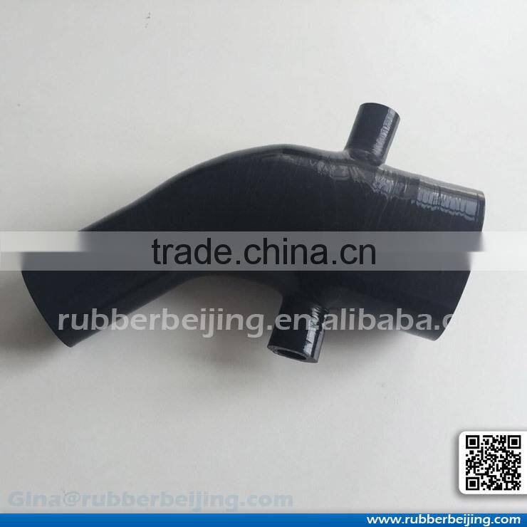 Silicone reducing hose coupling