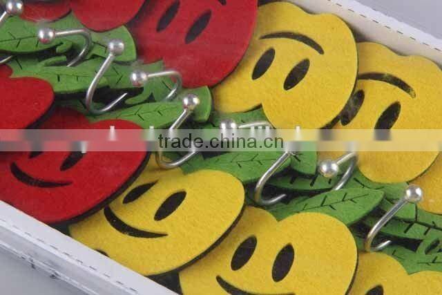12PC Sucker type fruit shaped felt cloth hook
