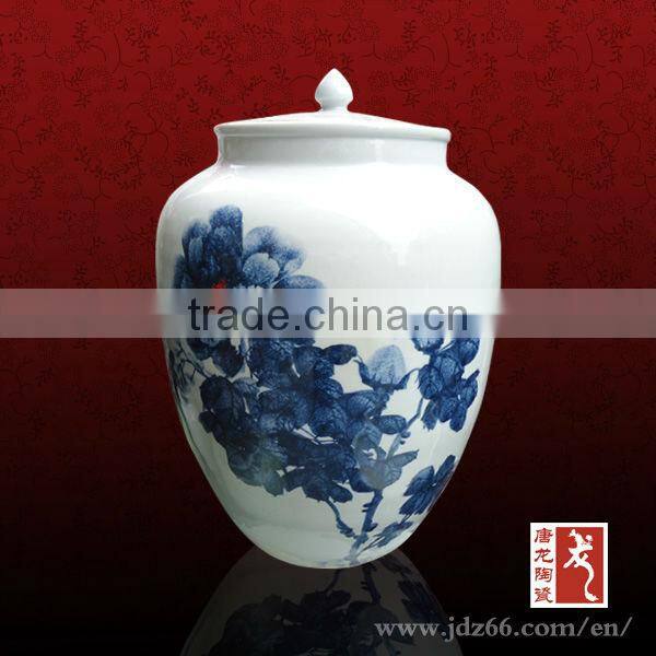 Black Glazed Ceramic Egg Container with Interlock Branch Lotus Decoration