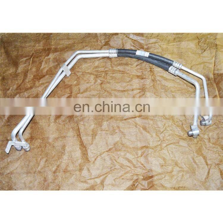 SAIC IVECO GENLYON Truck Parts 8101-300182 Compressor inlet and outlet pipeline