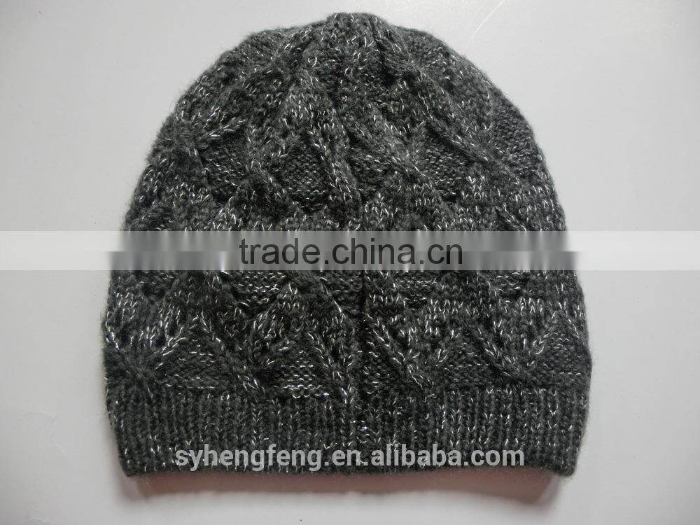 Wholesale fashion two-pieces knitted hat and scarf