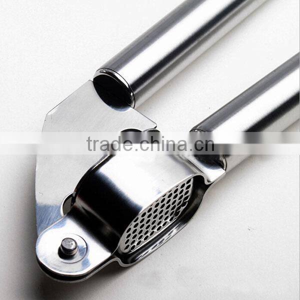 Garlic Crusher Made of Stainless Steel Mince Professional Garlic Press, silicone Crusher with Garlic Peeler