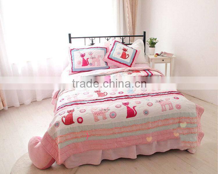 Lovely cat children quilt