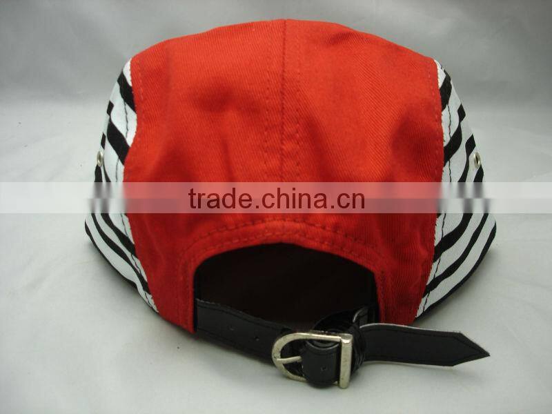 Wholesale Custom Flat Brim Black Camper Caps And Hats Woven Label Logo At Front Panel Leather strap with metal buckle