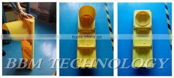 roadway low power traffic light