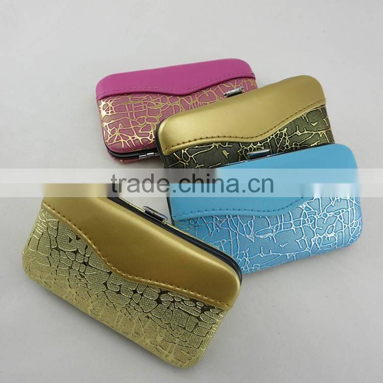 Bonvatt bridal shower favors Girlmanicure Pedicure Set