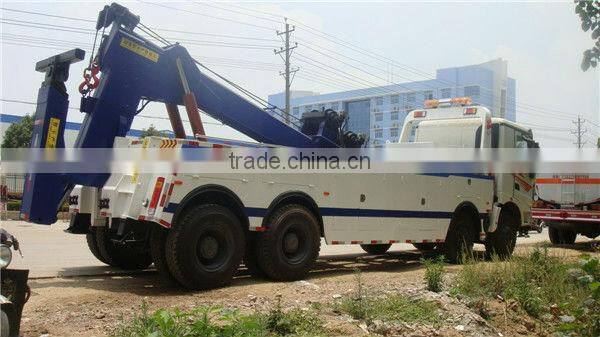 NorthBenz integrated towing and lifting wrecker
