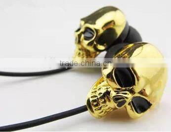 Metal skull headphone