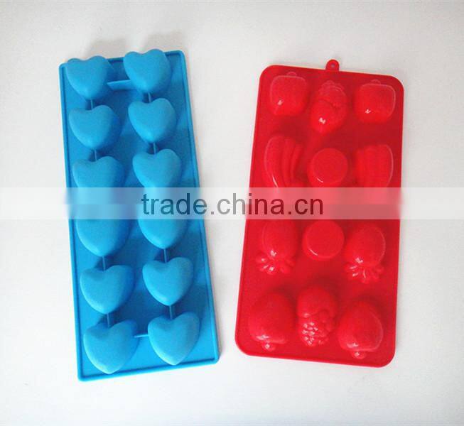 Hot sale 12 cups heart shape silicone ice cube tray