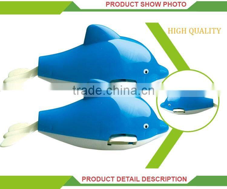Hot selling cheap dolphins plastic sea animals wind up toy fish