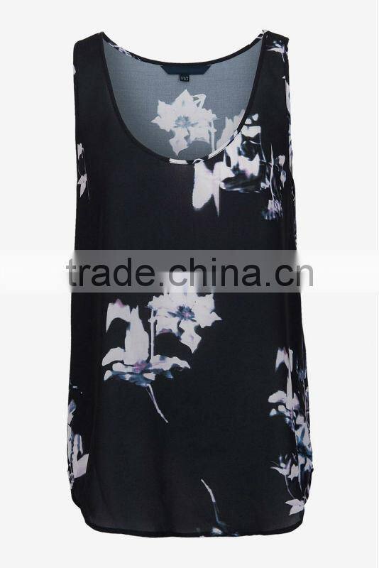 Floral Print Sleeveless Vest Top with Contrast Piping Detail