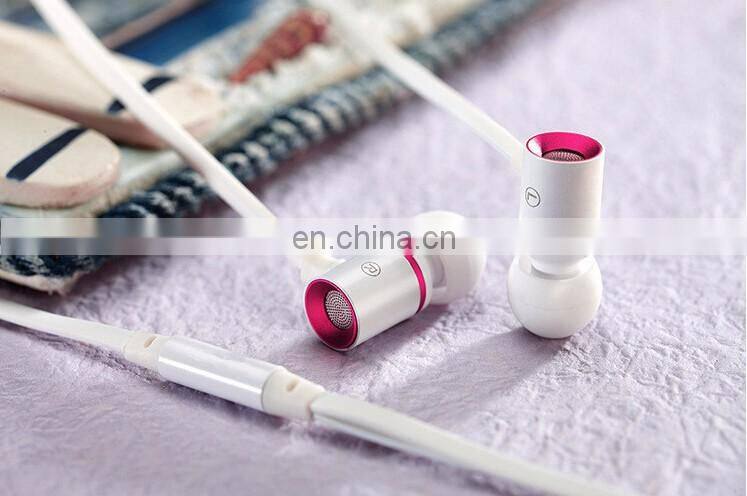 2017 gray flat Super heavy bass cable Metal earbuds with Mic for iphone samsung