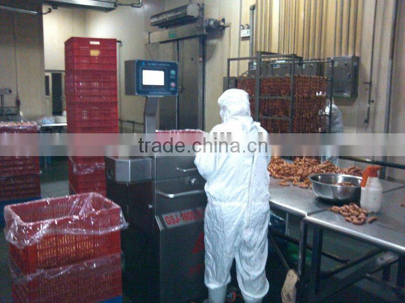 Sausage cutting knot machine