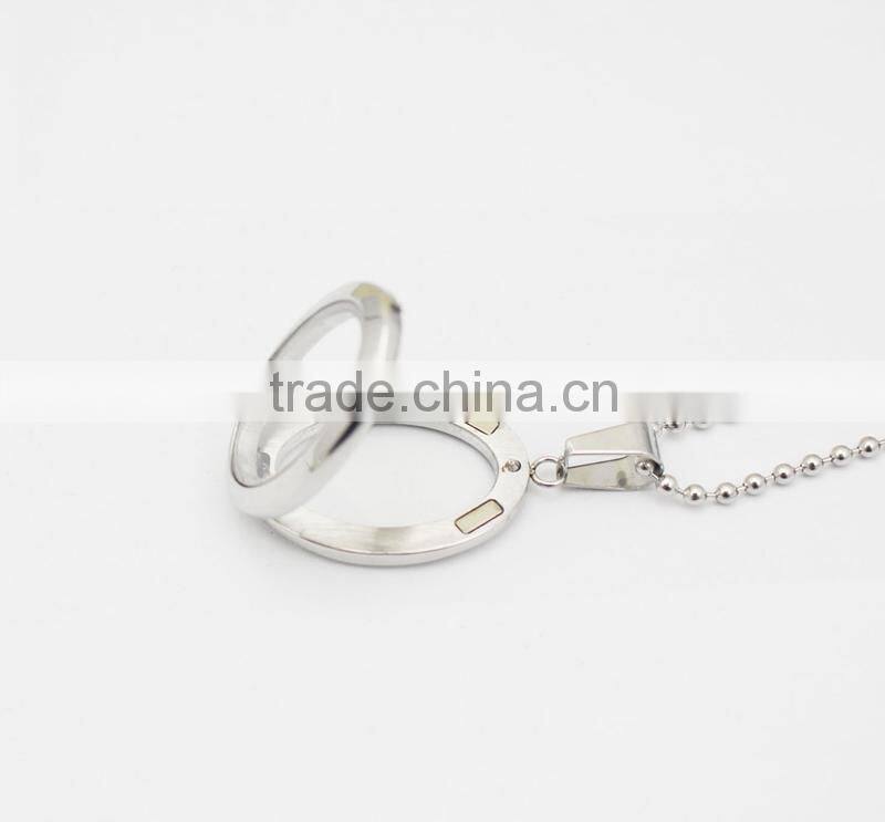 Top quality steel photo frame locket pendant oval photo frame pendant for women