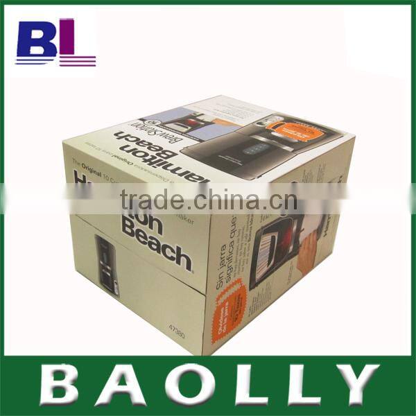 Rigid corrugated cardboard shipping boxes with packaging function