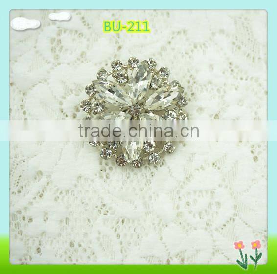 2015 Fashion newest large crystal decorative buttons
