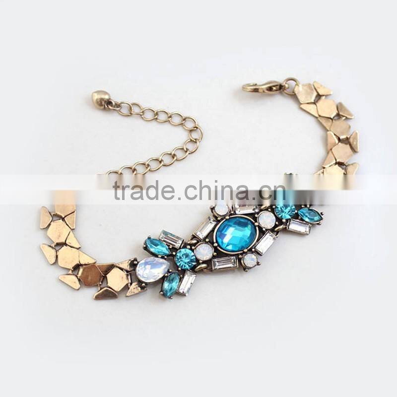 Wholesale fashion elegant diamond flower new gold bracelet designs