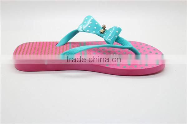 Top trendy sweet girls jelly slippers pvc flops hot flat jelly shoes sandals designer 2015 pvc beach sandals