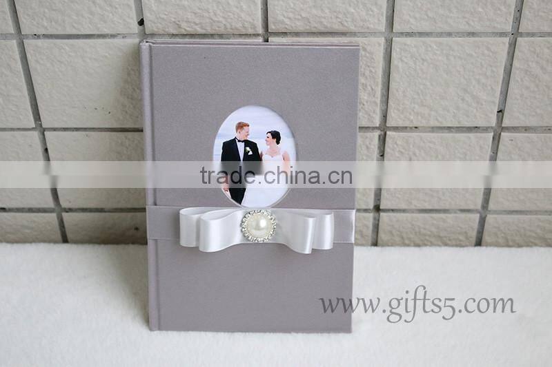 Wedding guest books wiht Silk Covor