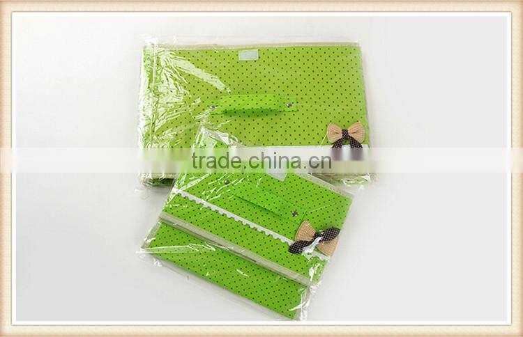 Sweet Bowknot non-woven collapsible storage box