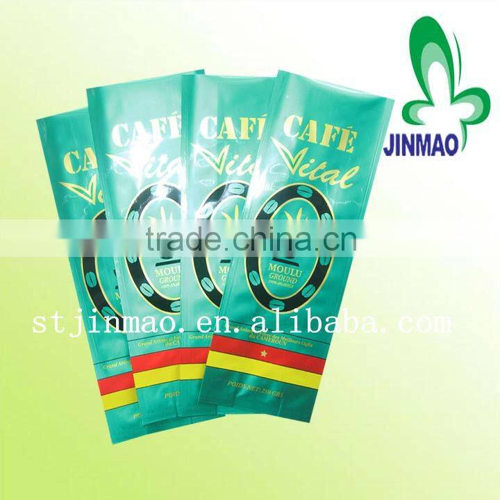 Coffee plastic package with valve and side gusset