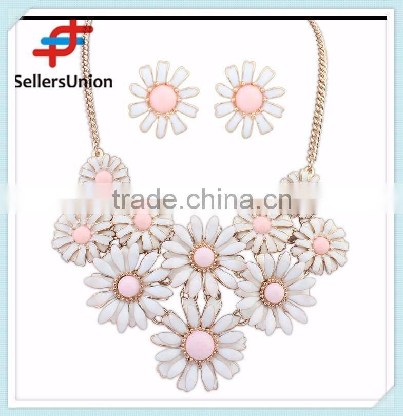 No.1 yiwu exporting commission agent wanted delicate flower choker necklace statement necklace 2016 necklace set
