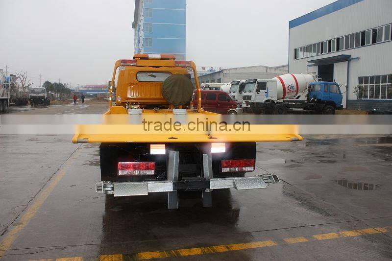 DongFeng 4X2 road wrecker truck