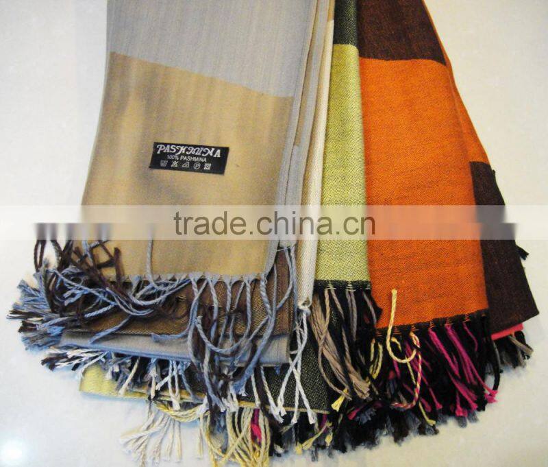 2017 the latest stylish lady soft jacquard 100%viscose plaid scarf