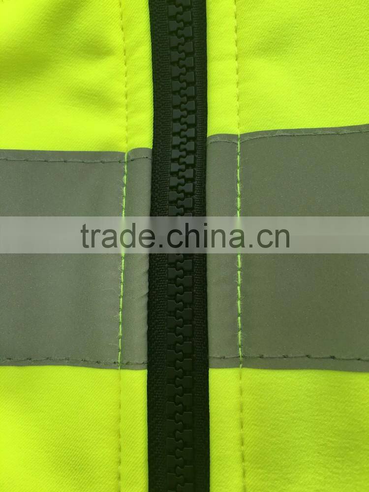 Hi vis waterproof soft shell safety reflector jacket with EN20471
