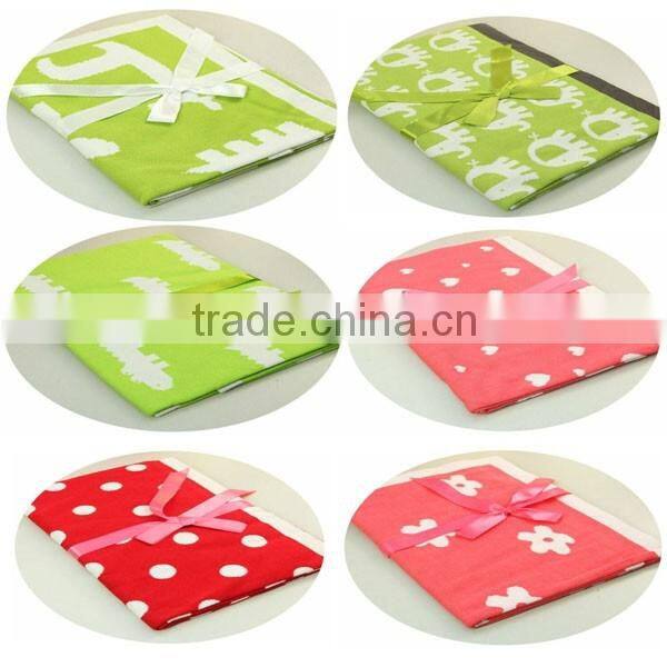 Salable mon & baby fashion shawl outdoor wool quilt