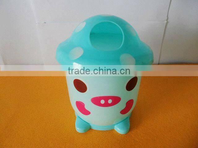 plastic dustbin