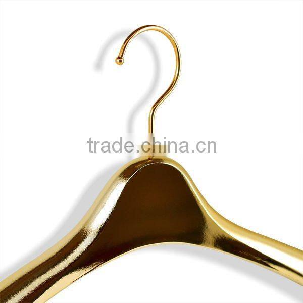 Japanese Luxury Plastic Gold Plated Jacket Hanger for Hotel Equipment