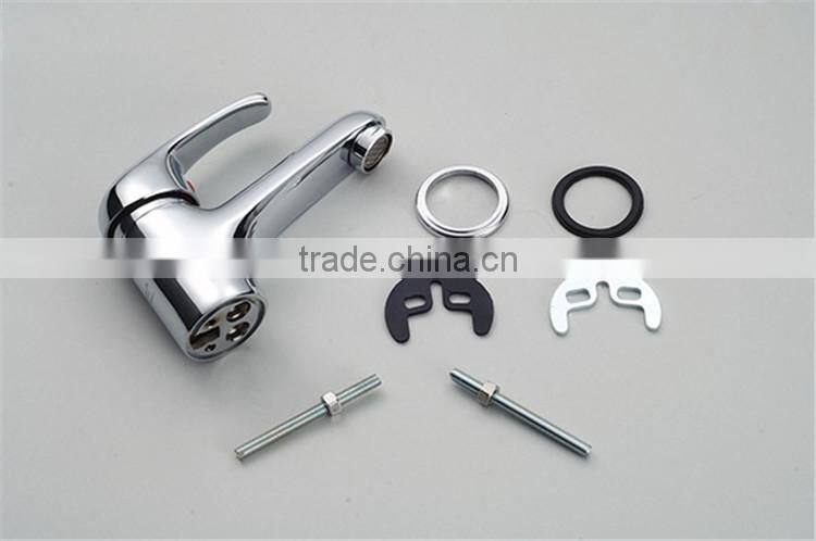 QL-1152 new form durable deck mounted brass basin faucet