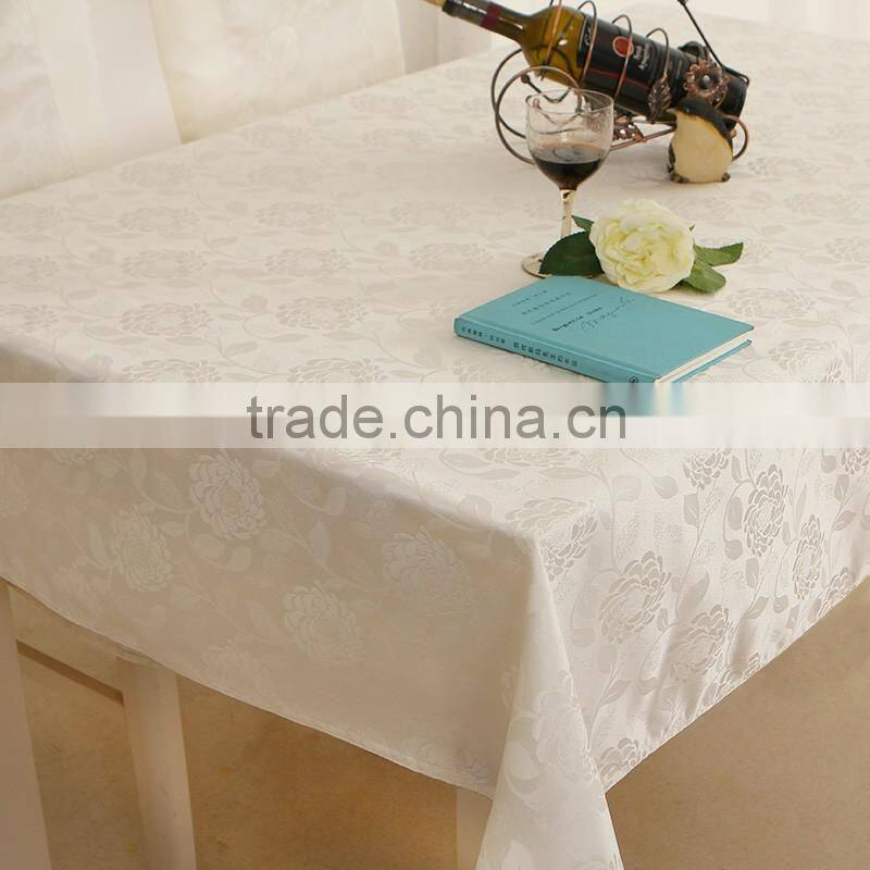 1PC Elegant Jacquard Table cloth Polyester