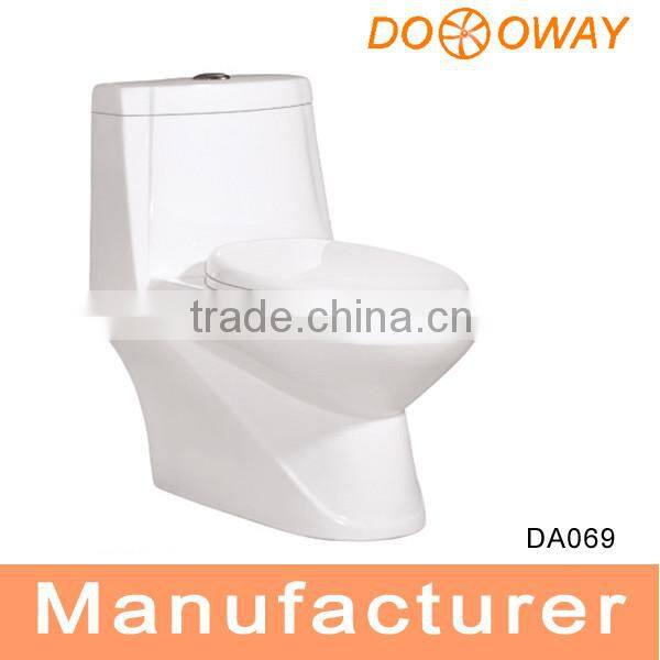 Bathroom Cheap one-piece siphonic chaozhou one-piece toiletDA069