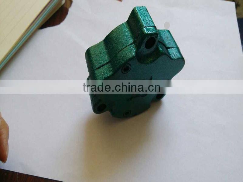 Single cylinder diesel engine oil pump