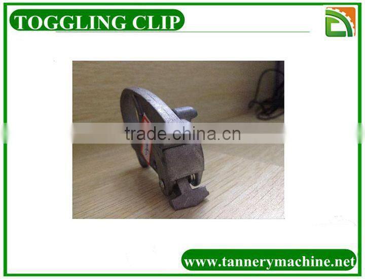 toggling machine clip of the leather machine spare parts