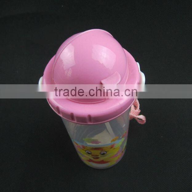 plastic cup for children / plastic water bottle with straw