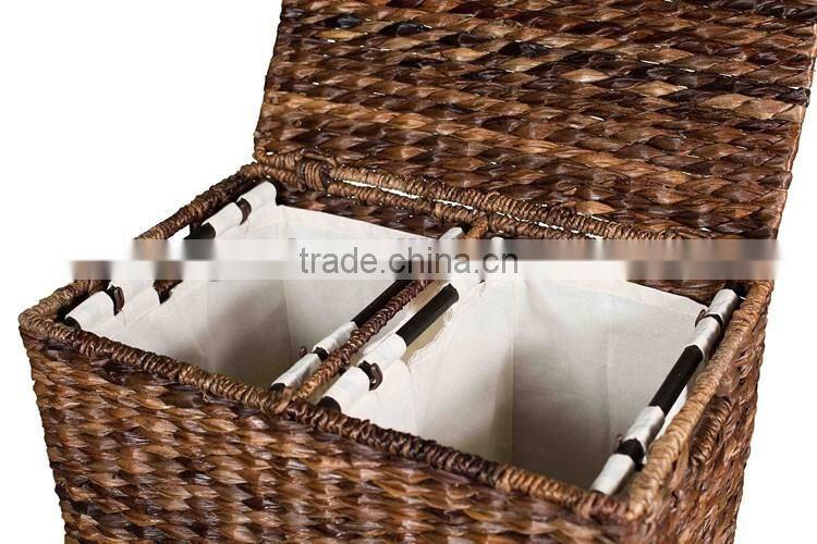 Eco-friendly dyeing water hyacinth woven laundry hamper with liner