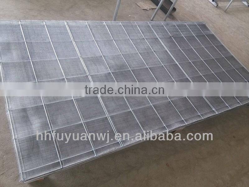 galvanized fence/stock fence