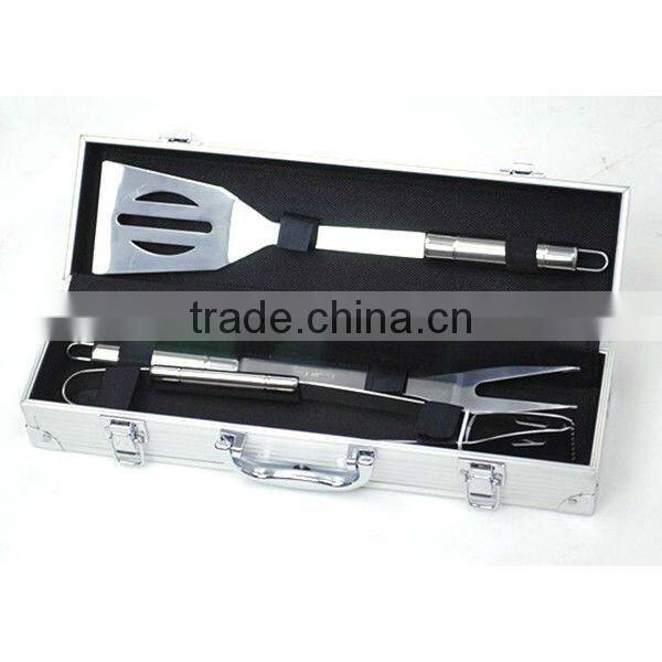 Set of 3 hard wood handle bbq tool set