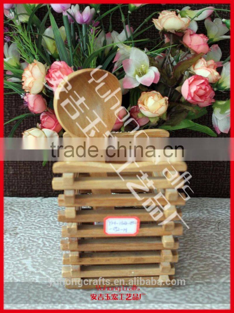 Chinese design fashion pen holder