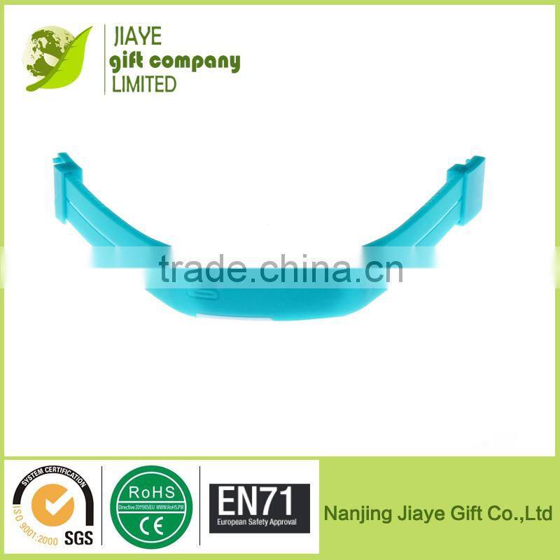 Thin rubber sport watch led