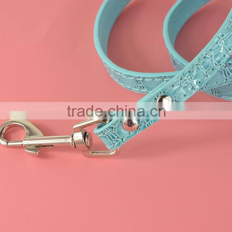 China Fake Crocodile Flat Leather Dog Leash
