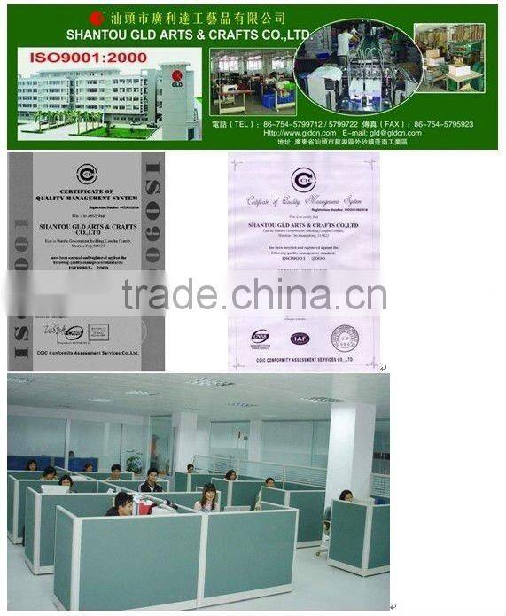 Square mirrored jewelry box with lock/tray